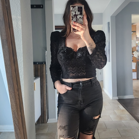 Vintage Black Lace Crop Top with 3/4 Lace Sleeves | Large | Whimsigoth - Picture 2 of 11